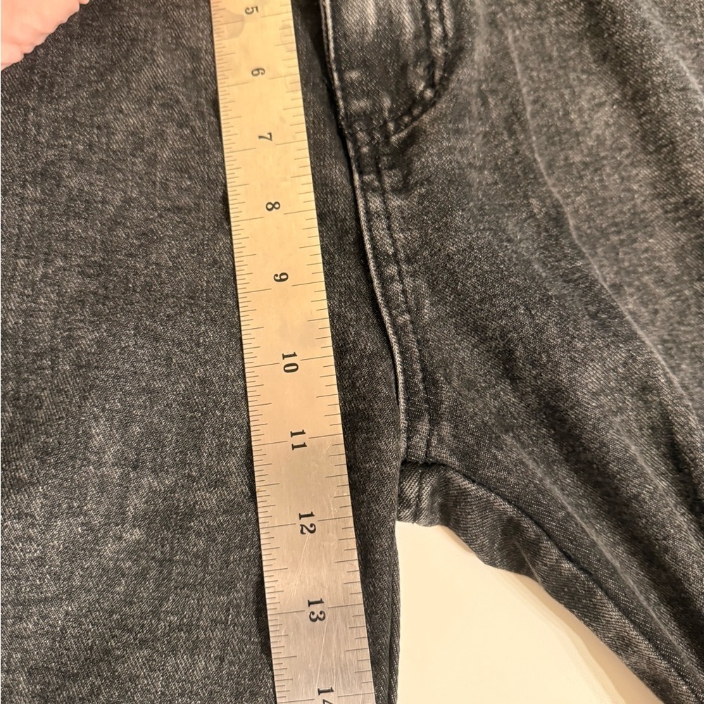 Black Acid Wash Women’s Wide Leg XL Cargo Denim Jeans High Rise Measure 33x29.5” - Picture 9 of 14